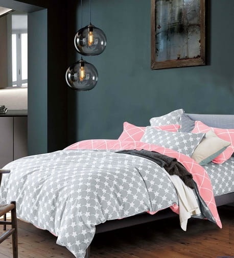 Komplet pościeli dwustronnej 160x200cm białe gwiazdki popiel i różowa